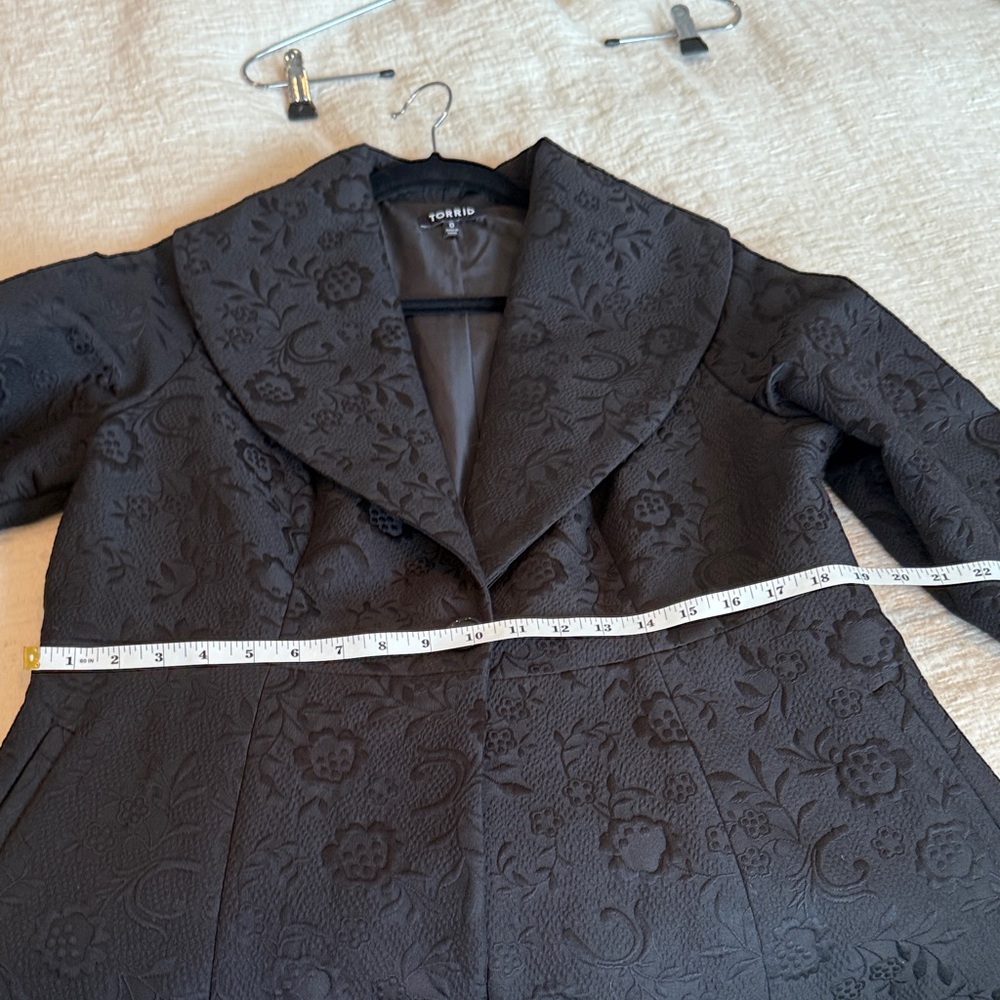 Torrid Black Floral Patterned Coat - Picture 9 of 10